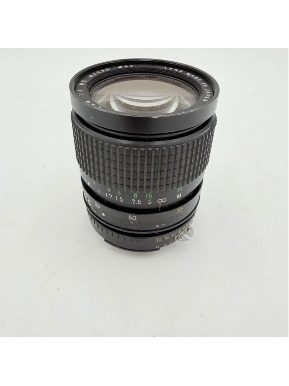 COSINA 28-70mm f/4 MC MACRO Zoom Lens Manual Focus Japan Ø62